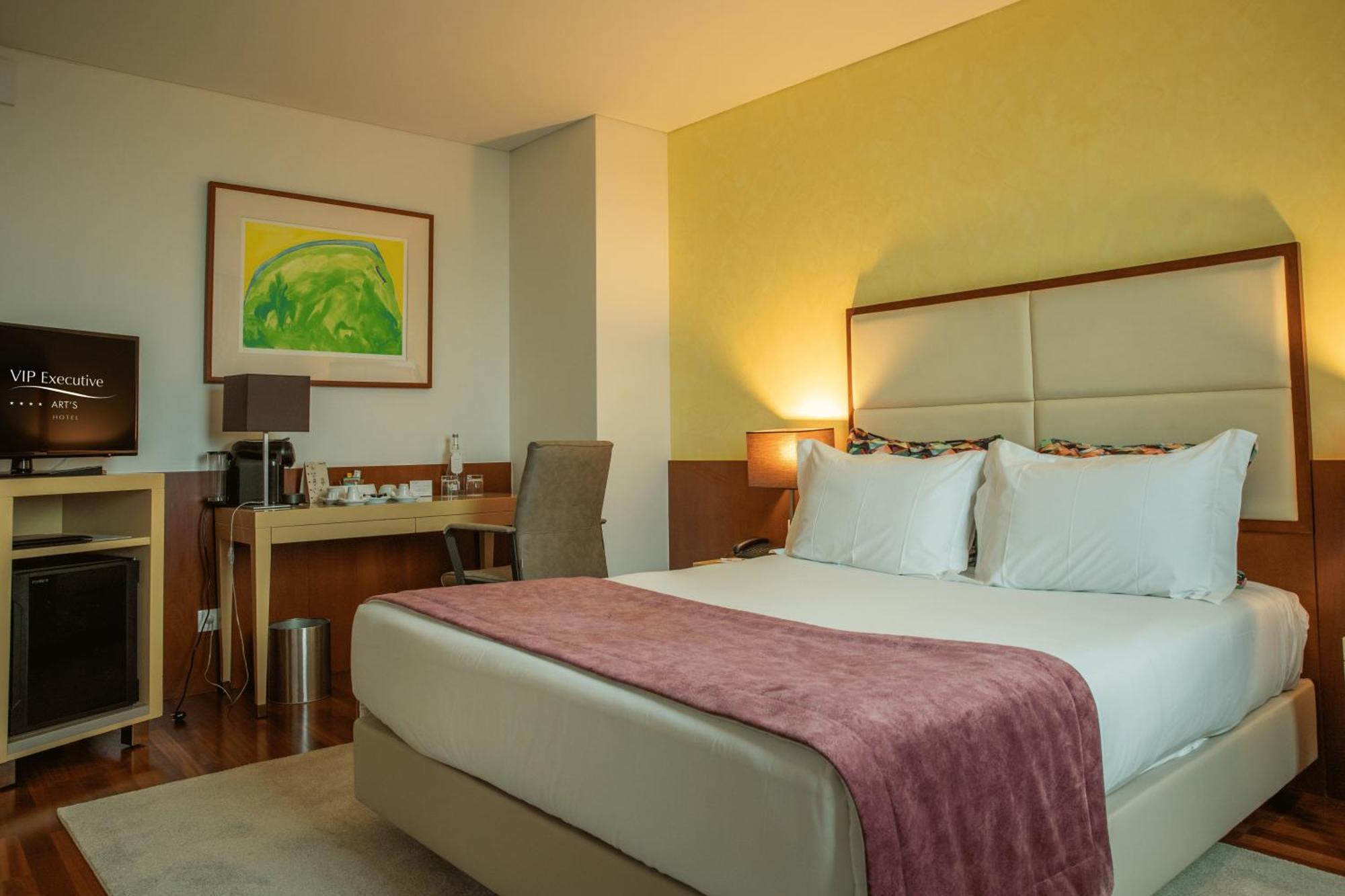 Hotel Vip Executive Arts